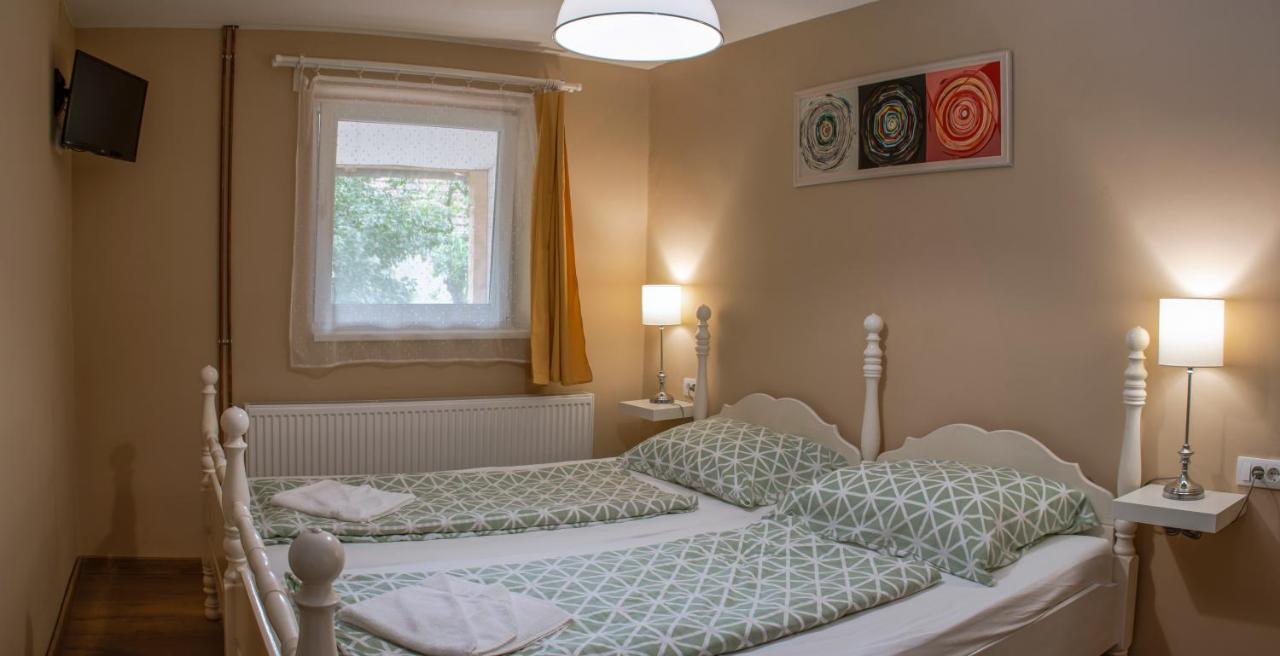Julia Apartman Pacir Exterior foto